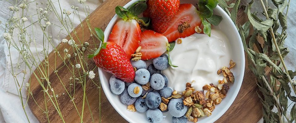 yogurt, Photo by Vicky Ng on Unsplash